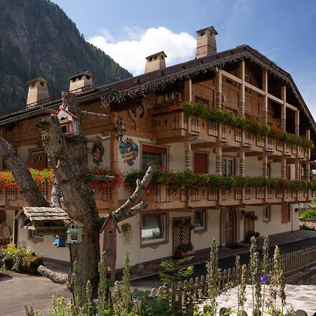 Appartamenti Ladina Campitello di Fassa Εξωτερικό φωτογραφία