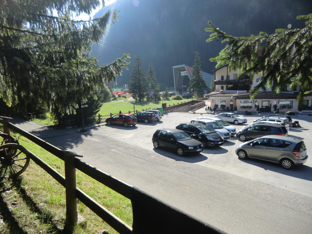 Appartamenti Ladina Campitello di Fassa Εξωτερικό φωτογραφία