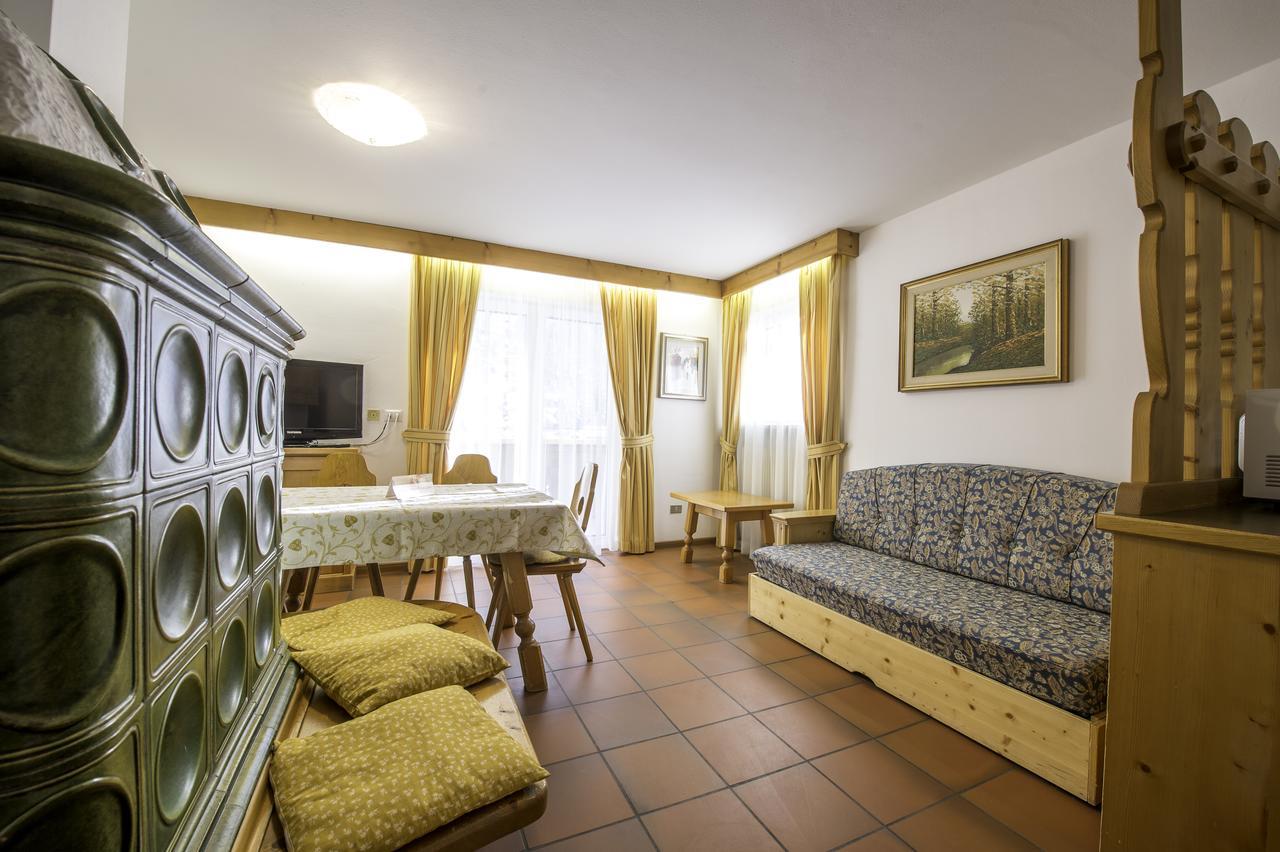Appartamenti Ladina Campitello di Fassa Εξωτερικό φωτογραφία