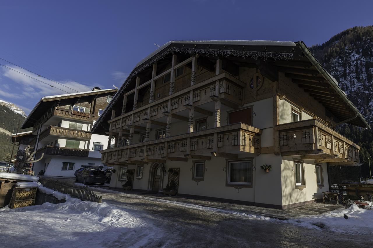 Appartamenti Ladina Campitello di Fassa Εξωτερικό φωτογραφία