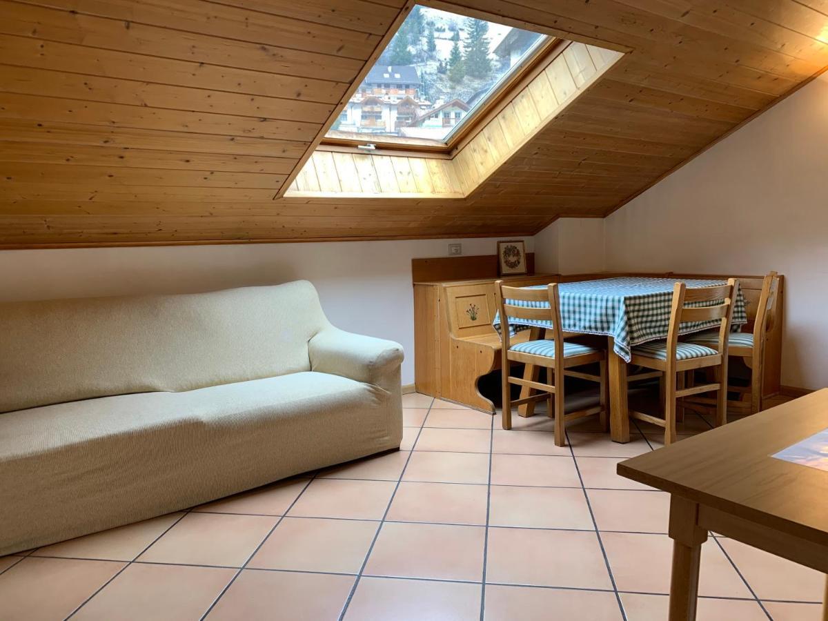 Appartamenti Ladina Campitello di Fassa Εξωτερικό φωτογραφία